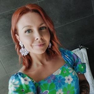 Meet your Posher, Faye